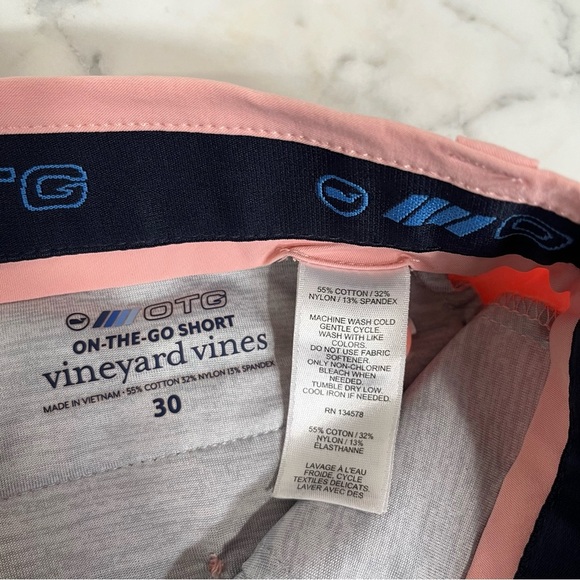 Vineyard Vines 9" Inseam On-The-Go Summer Shorts Golf Performance Pastel Pink 30 - Picture 6 of 6